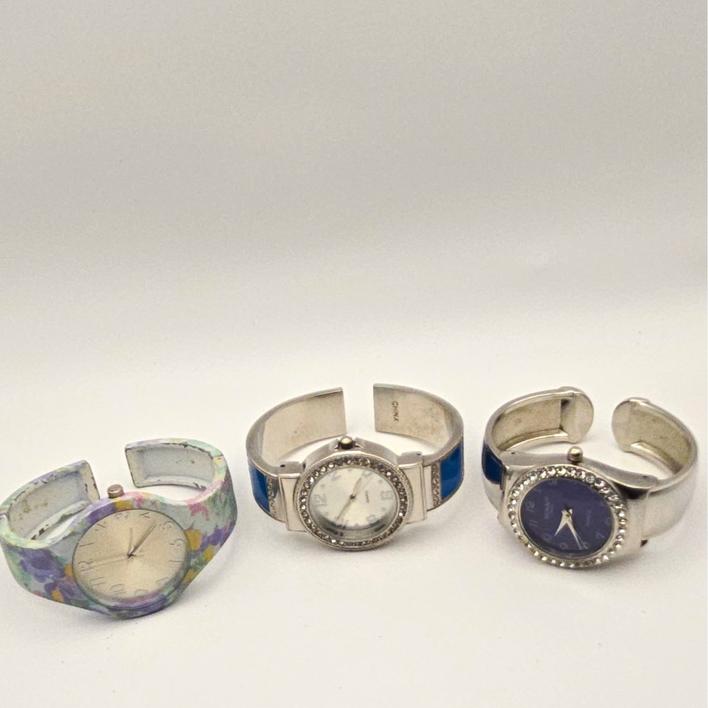 Lot of 3 Womens Quartz Cuff Watches. Floral,Silvertone,Blue, New Batteries.